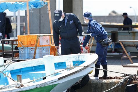 Fishermen at Japan PM attack acted fast to swarm suspect